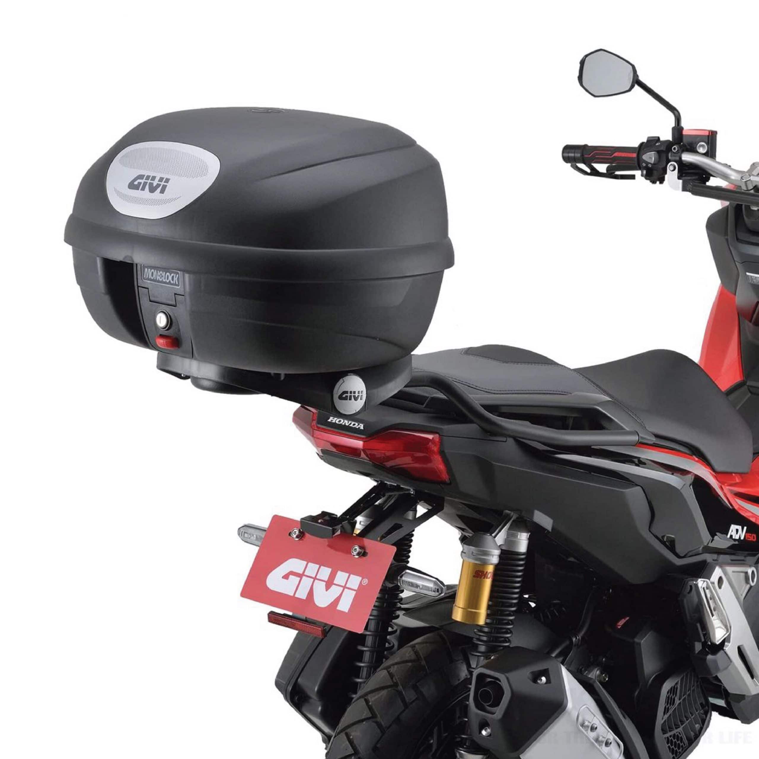 GIVI E33NX Top case Mounted on Honda scooter