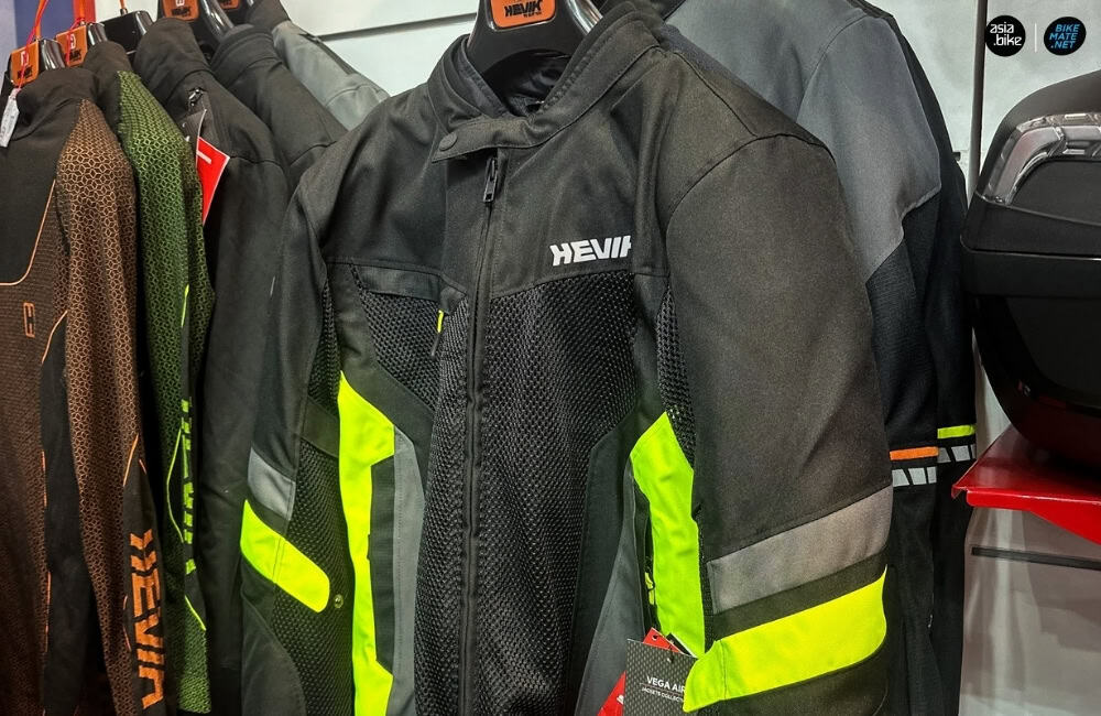 Hevik Riding Jacket at Thailand International Motor Expo