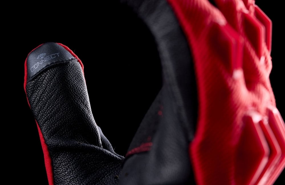 FIVE Stunt EVO 2 - Touch Screen Feature